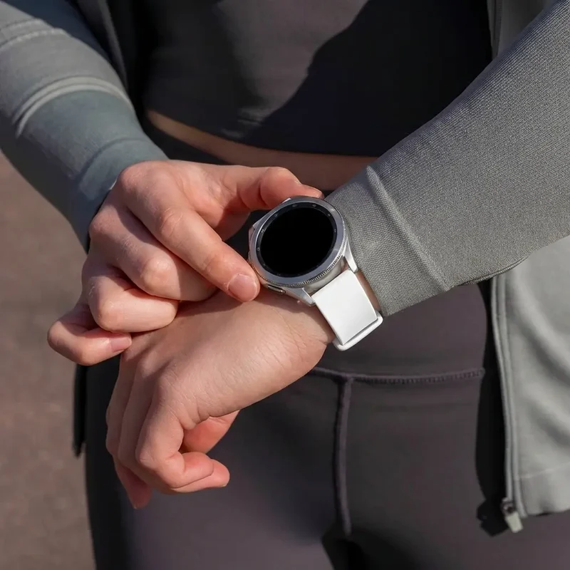 OnePlus Watch 4 - 47mm Sportarmband (Weiß)