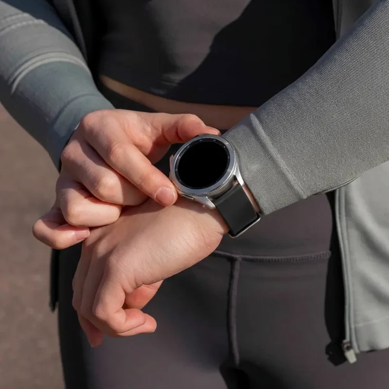 OnePlus Watch 4 - 47mm Sportarmband (Schwarz)