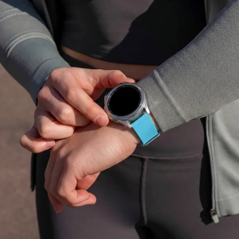 OnePlus Watch 4 - 47mm Sportarmband (Hellblau)