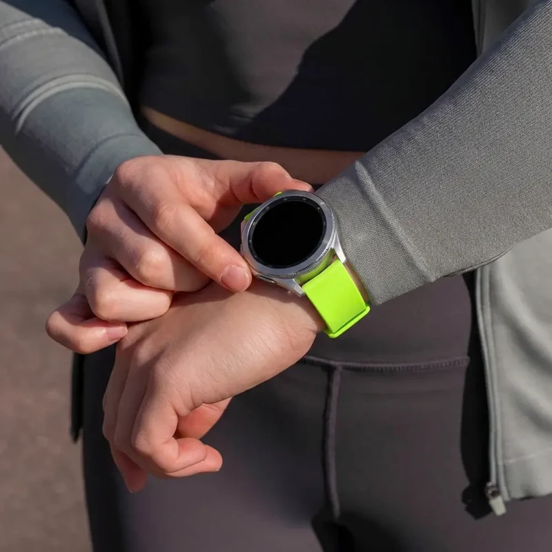 OnePlus Watch 4 - 47mm Sportarmband (Hellgrün)