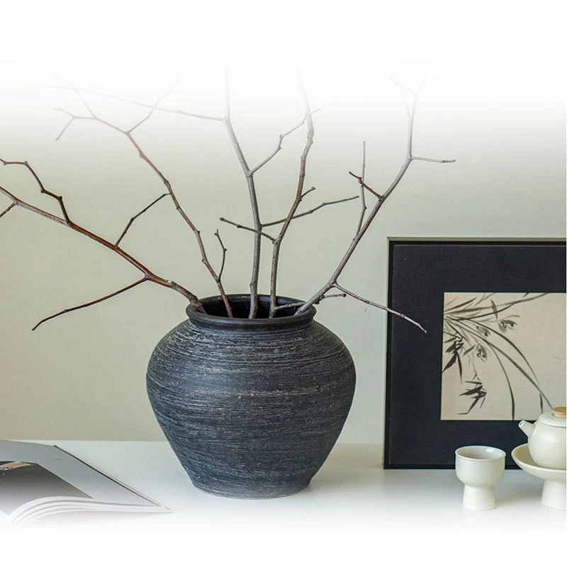 Rustikale strukturiertes Keramik-Vase mit schmalem Hals und antikisiertem Finish