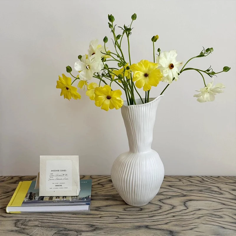 Rippierte Porzellan hohe gefl offenshals dekorative Mittelstück-Vase