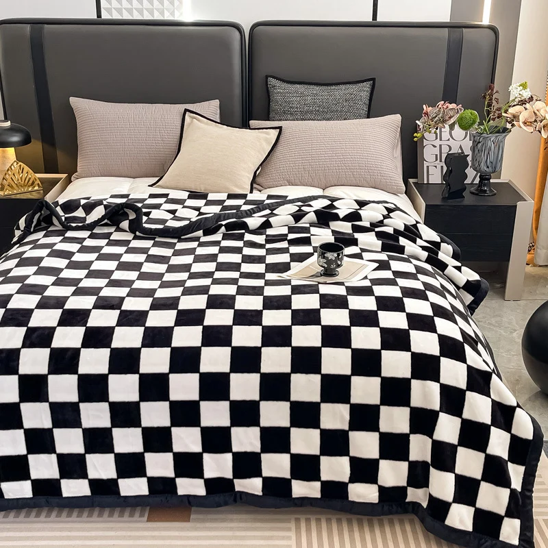 Blumengemusterte Fleece-Wurfdecke Karnz