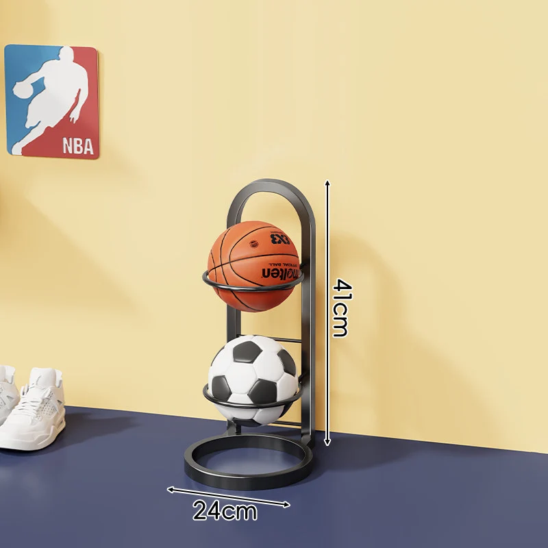 Dreistufiger vertikaler Sportballlagerregal mit wandfertigem Sockel und kreisförmigen Halterungen