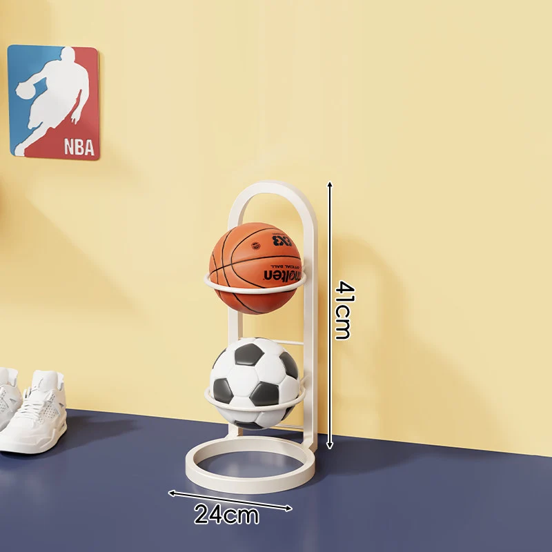 Dreistufiger vertikaler Sportballlagerregal mit wandfertigem Sockel und kreisförmigen Halterungen