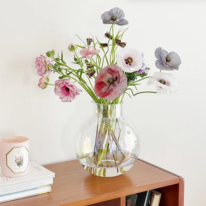 Mouthgeblasene geschwungene Glasblumenarrangementvase mit weitem Hals
