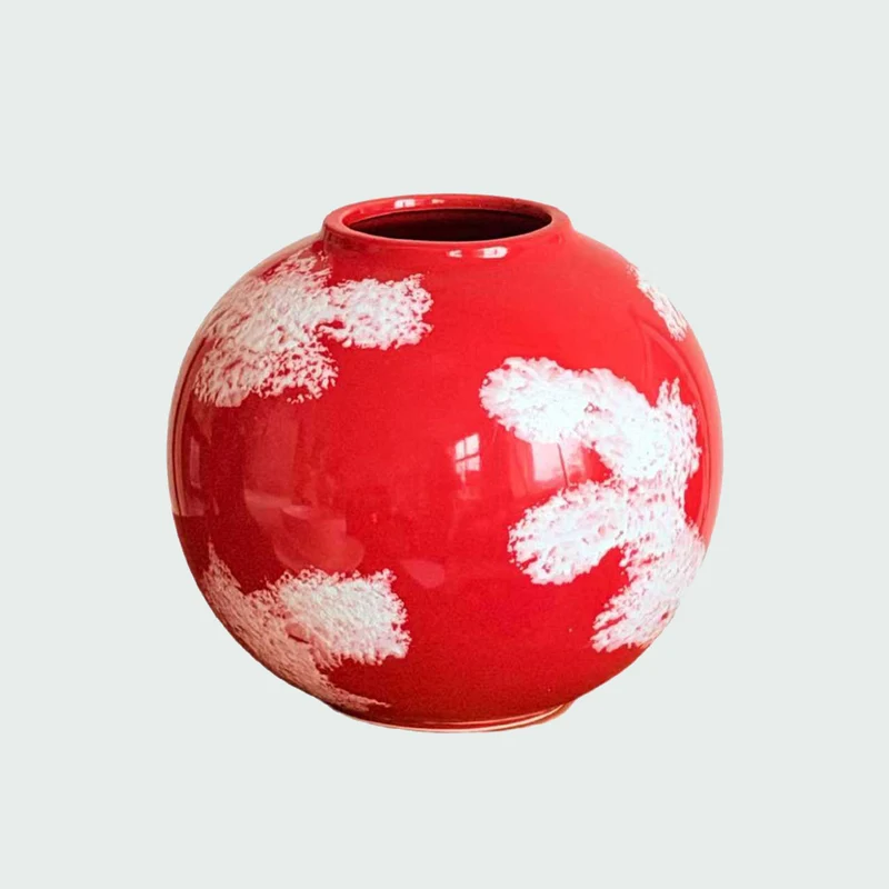 Dekorativer runder, glasierter Keramik-Orb-Vase mit strukturierten kristallinen Akzenten und schmalem Mund