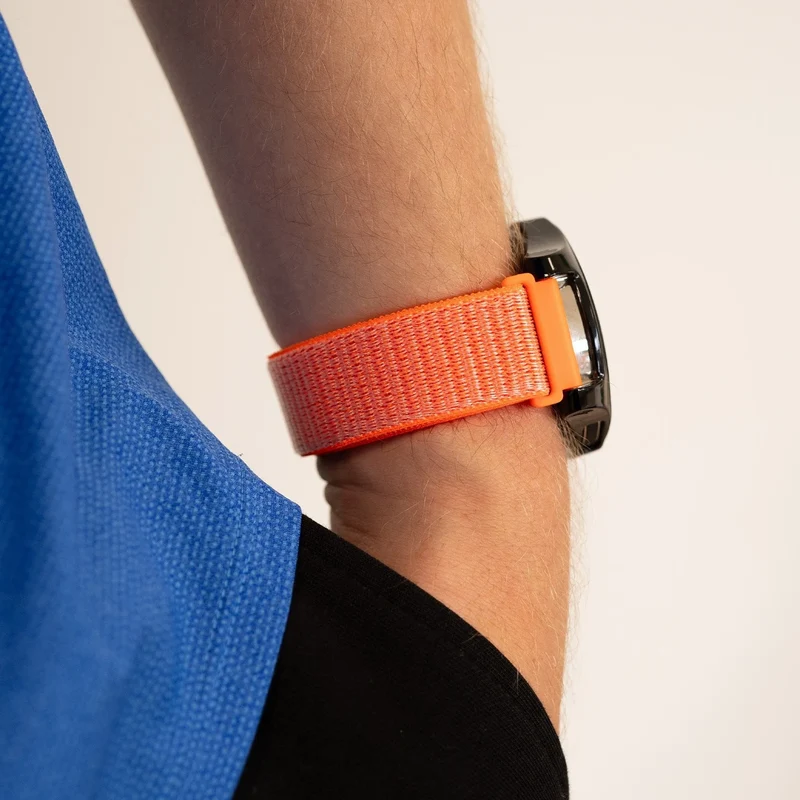 Coros Pace 4 Pro Nylonarmband (Grapefruit)