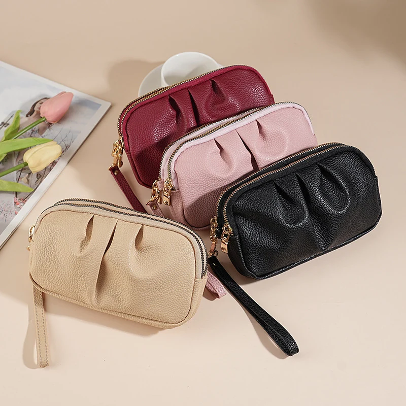 Texturierte Reißverschluss-Clutch Tasche