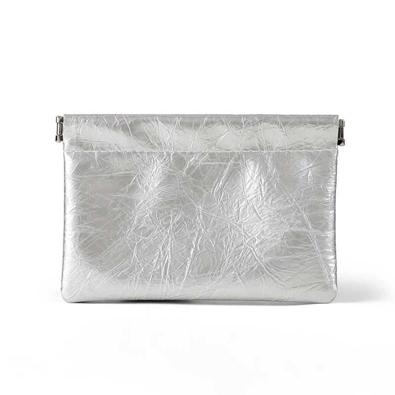 Texturierte Leder-Tasche