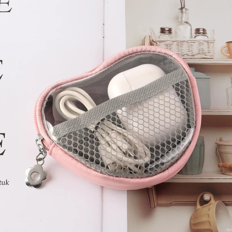 Kompakte Mesh-Kosmetiktasche