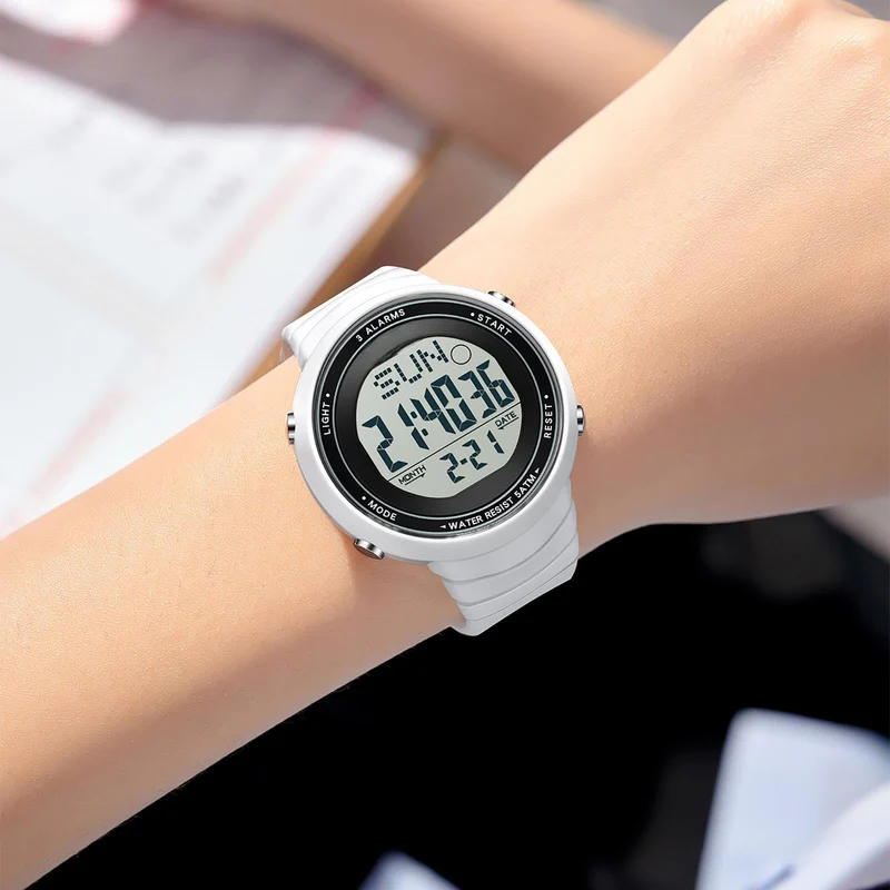 Findtime Digital Watch Waterproof Big Numbers 3-Alarms Stopwatch Sports Running Watches for Women Men Minimalist Electronic Wristwatch Easy Read Watch