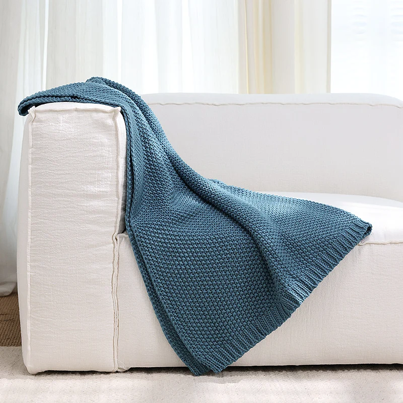 Strukturierter Stricksofa-Überwurf