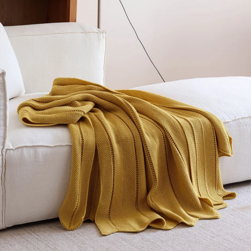 Elegante Strickwurfdecke