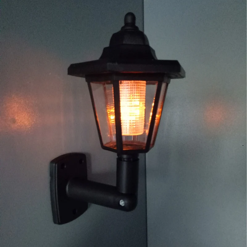 Dekorative Outdoor Hängeleuchte mit Solarenergie