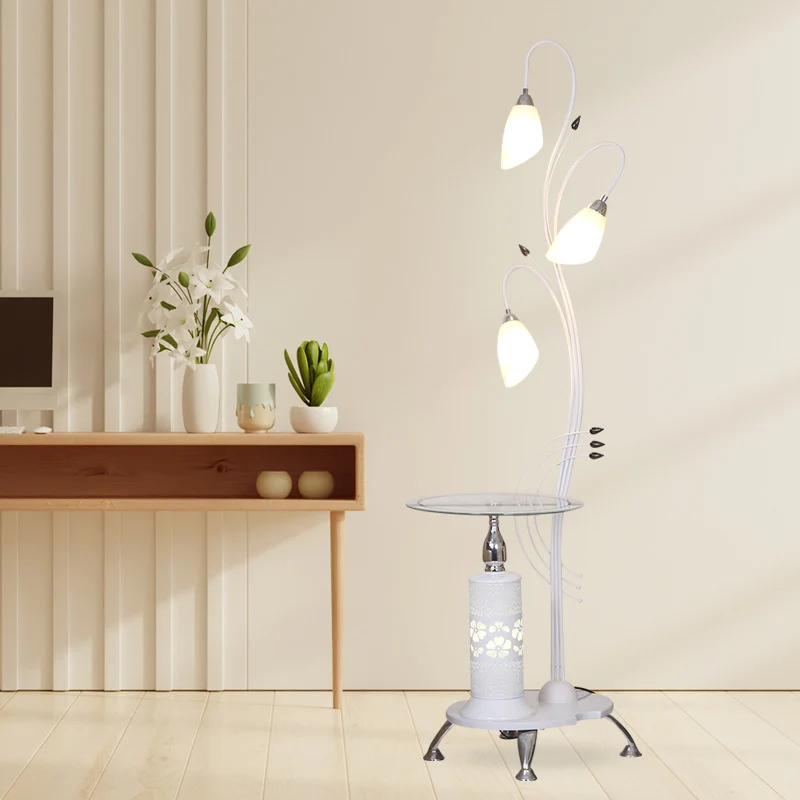 Moderne Stehlampe