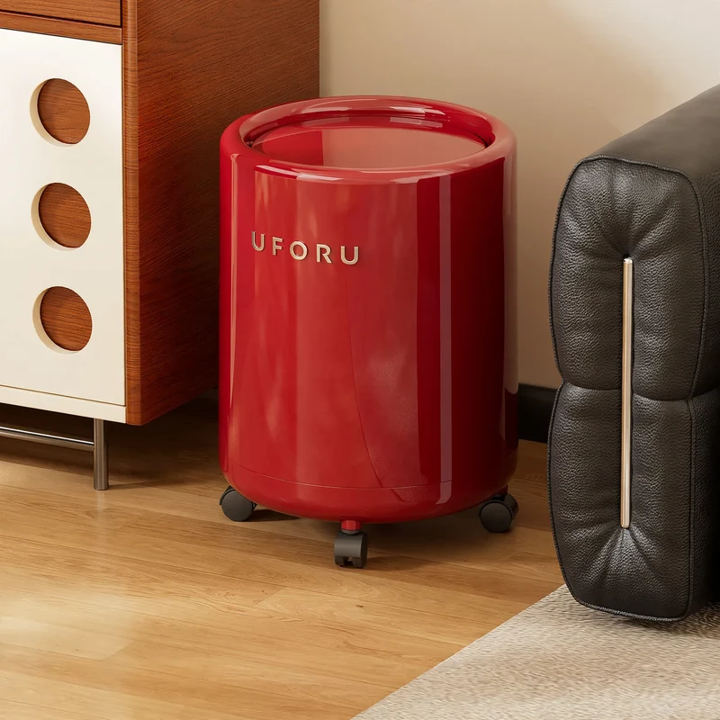 Großer Mülleimer mit Rollen und Pünktchen-Design