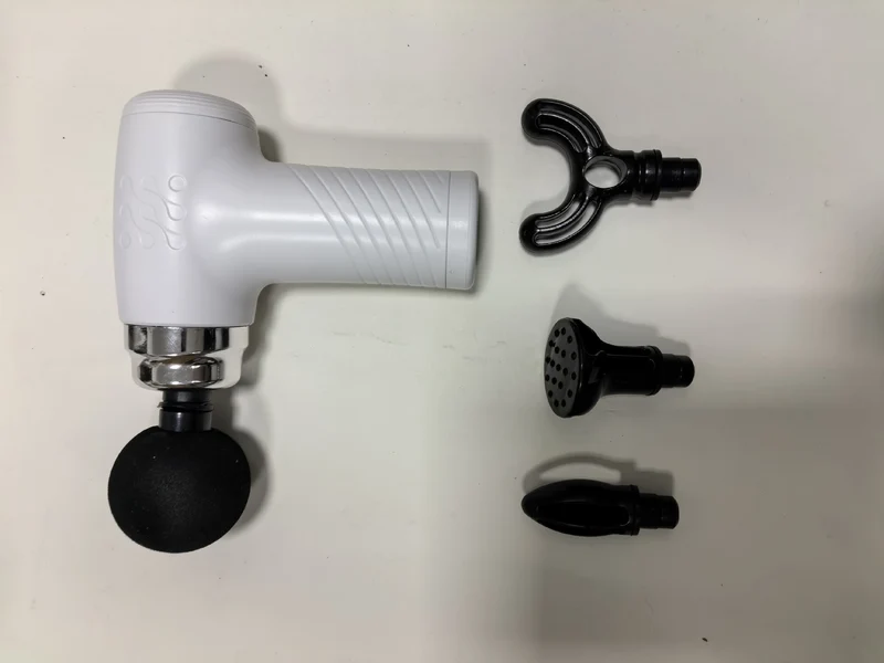Tragbarer Faszienmassager mit Akku