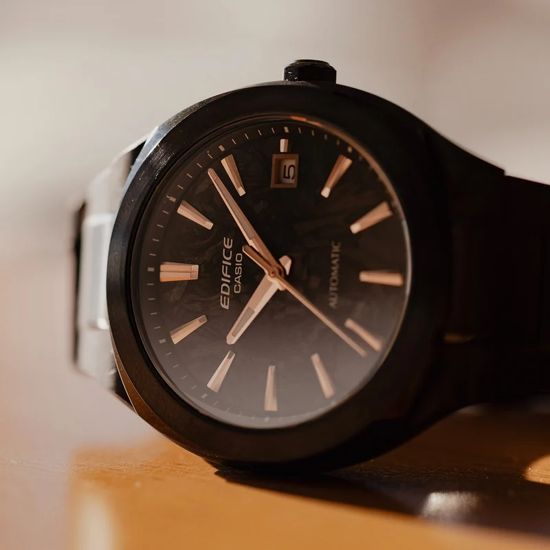 Casio EFK-200XPB-1AER Edifice Herrenuhr Schwarz • Automatikwerk Made in Japan • Forged Carbon Gehäuse