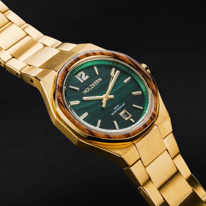 Holzkern Libertalia Libertalia Malachit Herren Armbanduhr • Echtes Malachit-Zifferblatt • Zebrano-Holz & Edelstahl