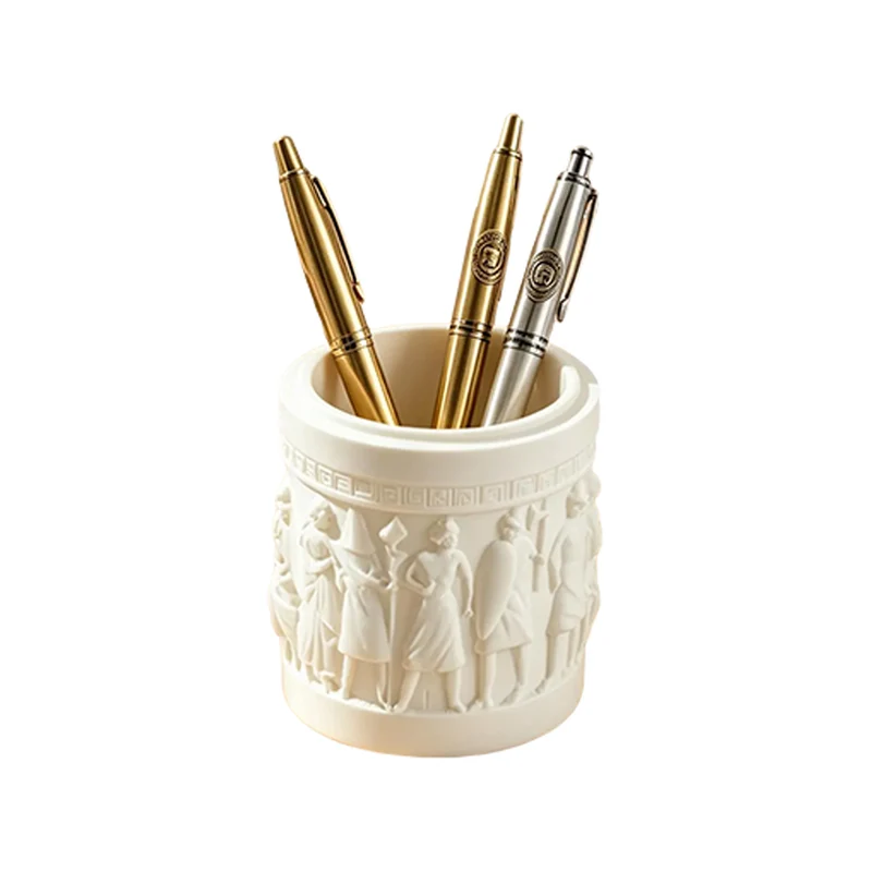 Stiftehalter mit römischem Flachrelief-Design