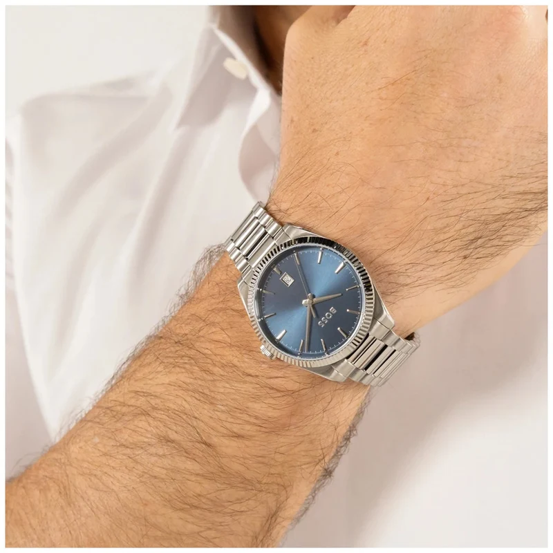 BOSS Cheswick 1514309 Herrenuhr • Blaues Sunray-Zifferblatt • Edelstahlgehäuse
