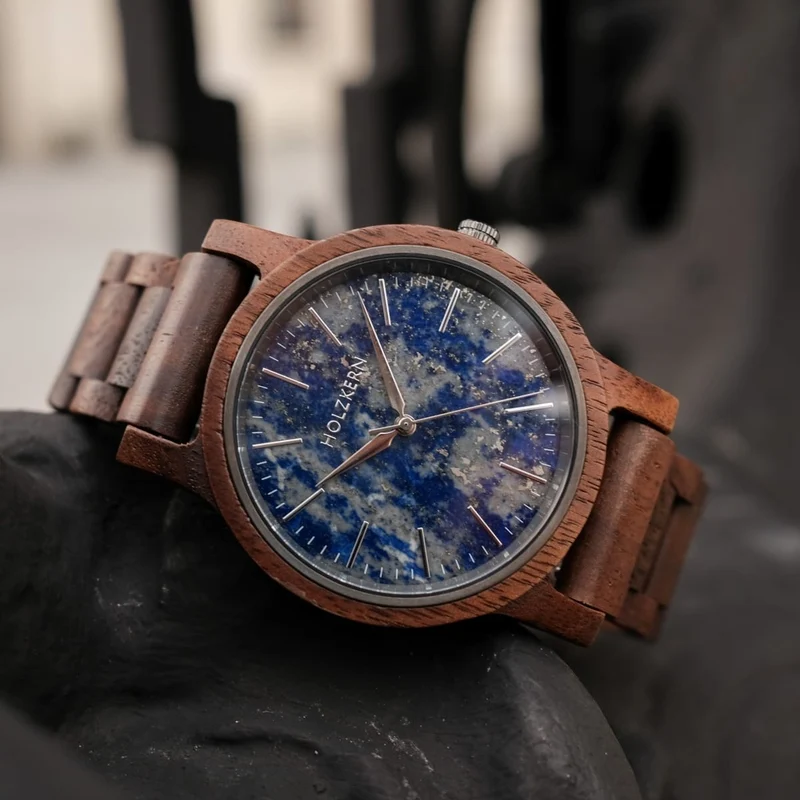 Holzkern Summer Evening Armbanduhr Nussbaum/Lapislazuli • Miyota Quarzwerk • Echtes Naturholz