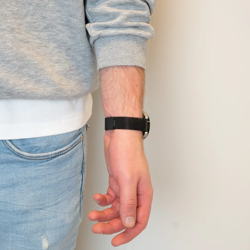 Bandz Motorola Moto Watch Ultra Milanese Loop Armband (Schwarz)