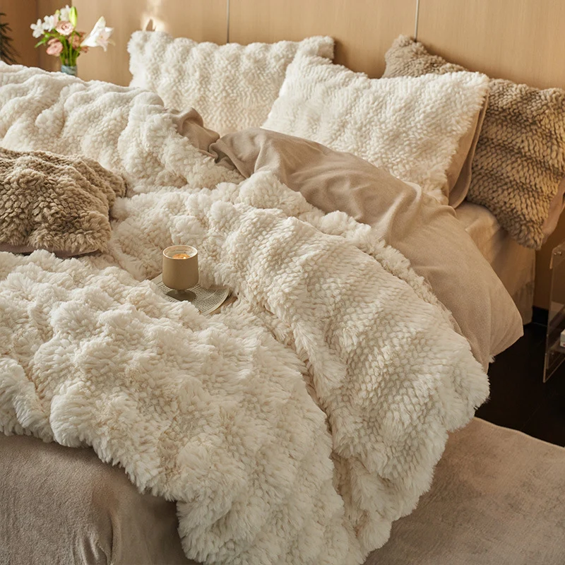 Hochwertiges Bettwäsche-Set aus Kaninchenfell-Fleece