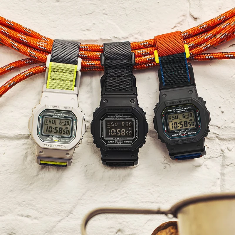 Casio DW-5600MNC-8A2ER G-Shock Origin Armbanduhr Anthrazit/Blau • FIDLOCK® Magnetschließe • Biobasiertes Resin