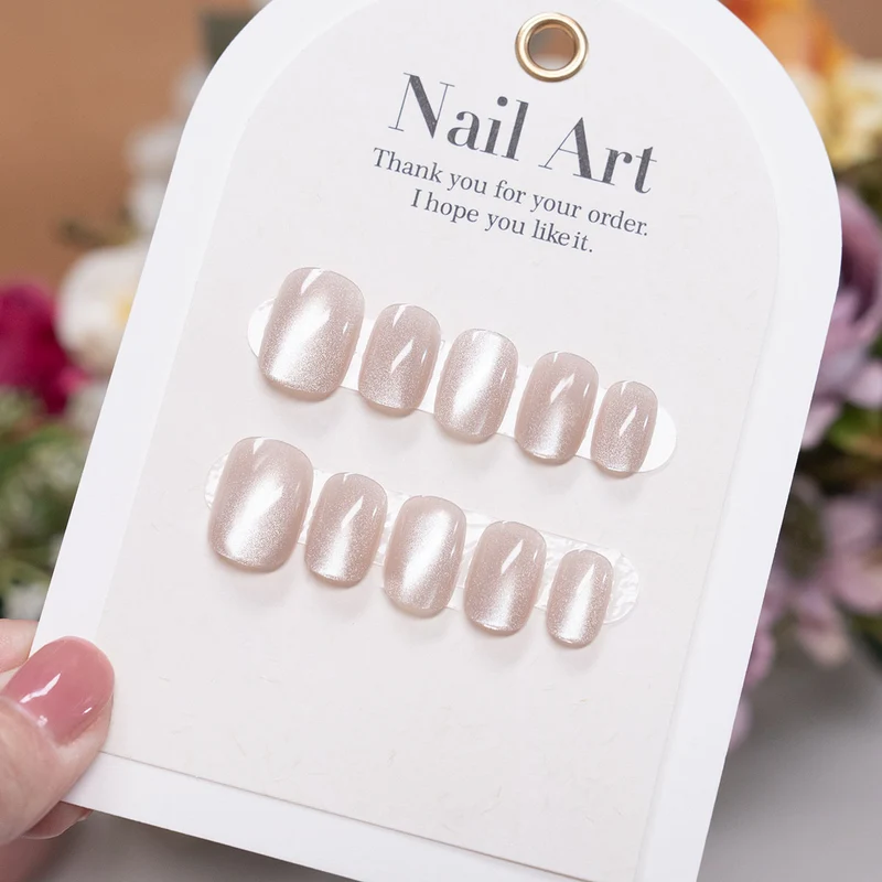 Elegantes Press-On-Nagelset mit glänzendem Finish 1791110649