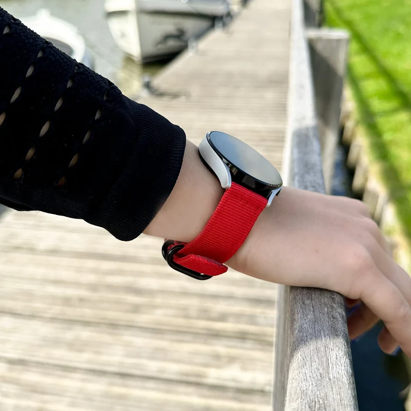 Motorola Moto Watch Ultra Schnallen-Nylonarmband (Rot)
