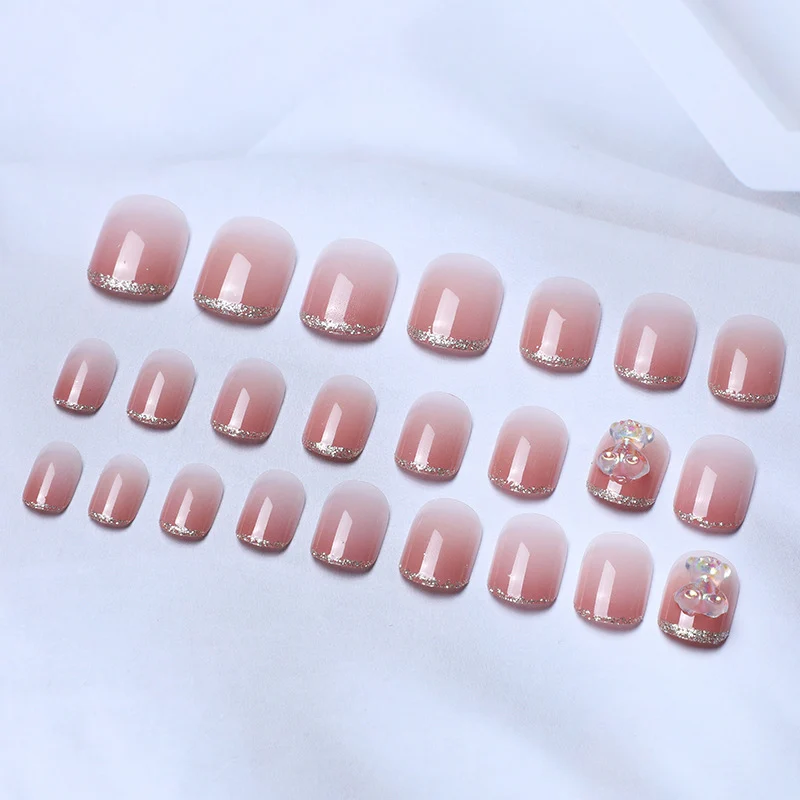 Elegante Glitter-Akzent Nagelkunst
