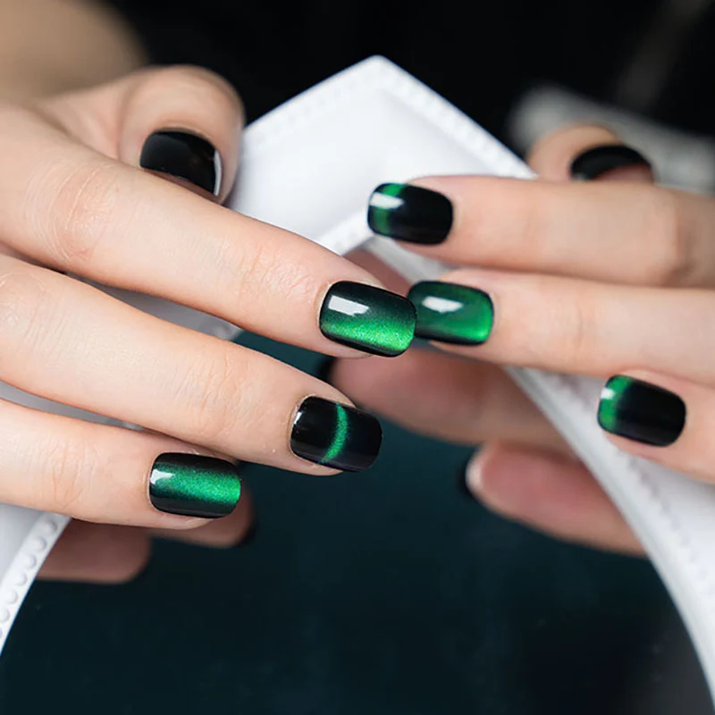 Elegantes Press-On Nagelkunstset mit Verlaufsfinish