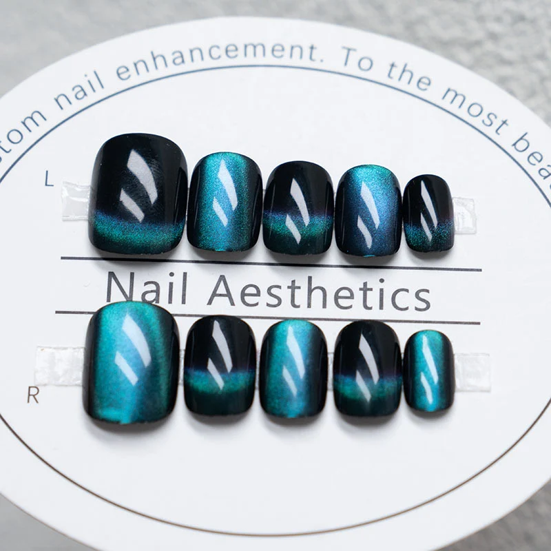 Elegantes Press-On Nagelkunstset mit Verlaufsfinish