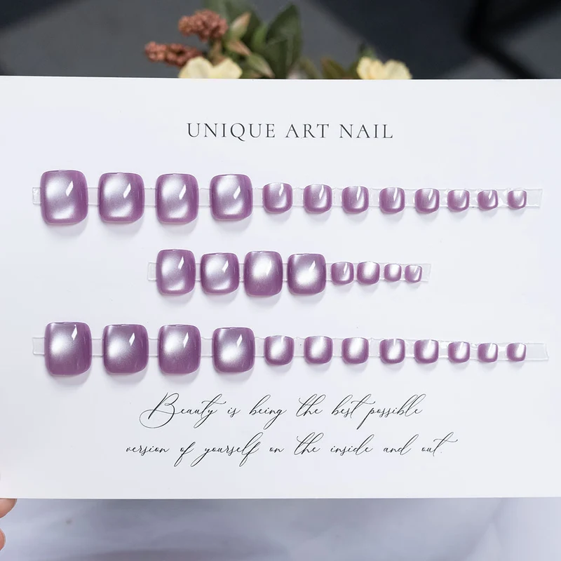Elegante Metallische Nagelkunst