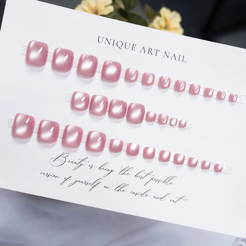 Elegante Metallische Nagelkunst