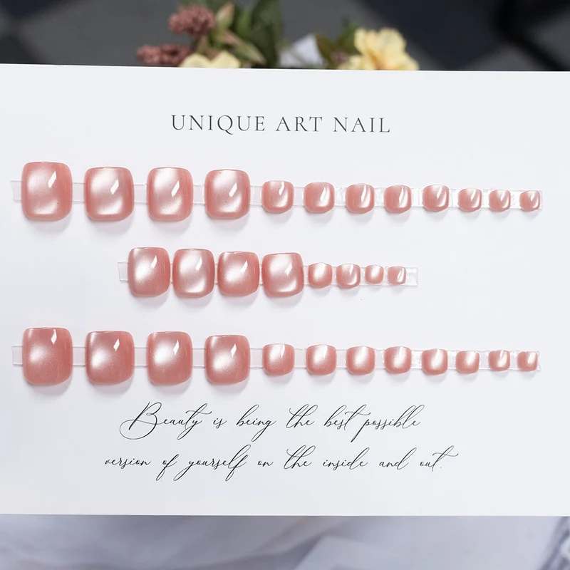 Elegante Metallische Nagelkunst