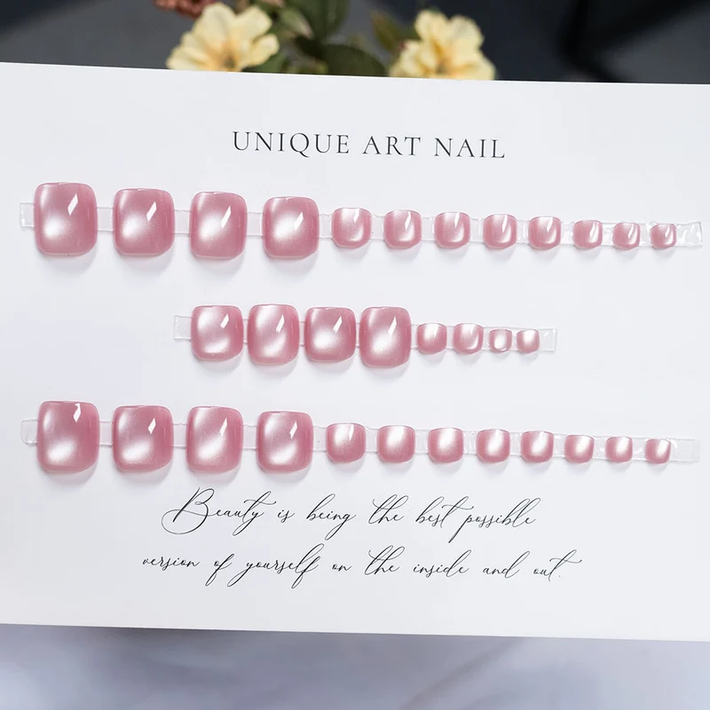 Elegante Metallische Nagelkunst