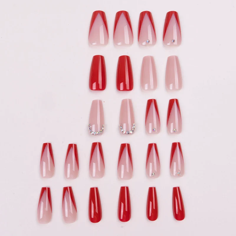 Elegante Lange Stiletto Press-On Nagelkunst