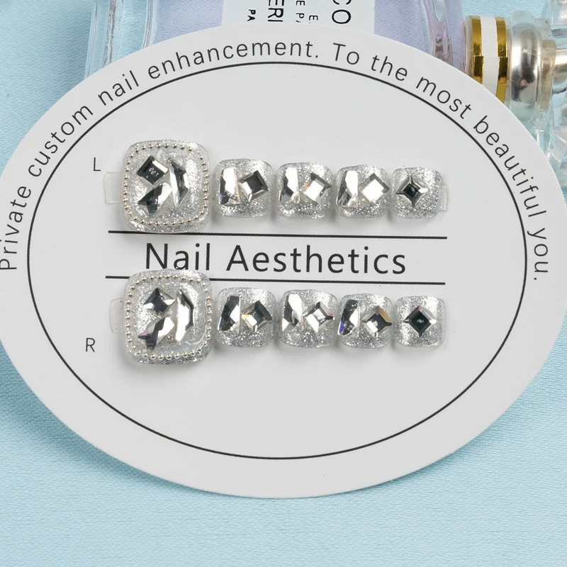 Dekorative Strass Druck-On Zehennägel