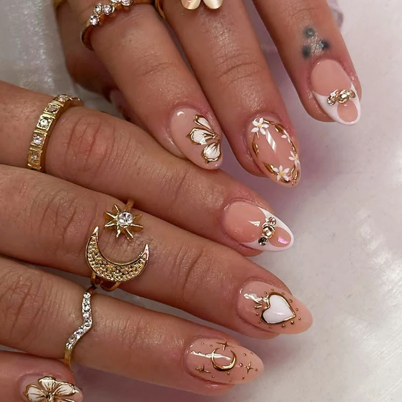 Elegantes dekoratives Nagelkunstset 1791110864