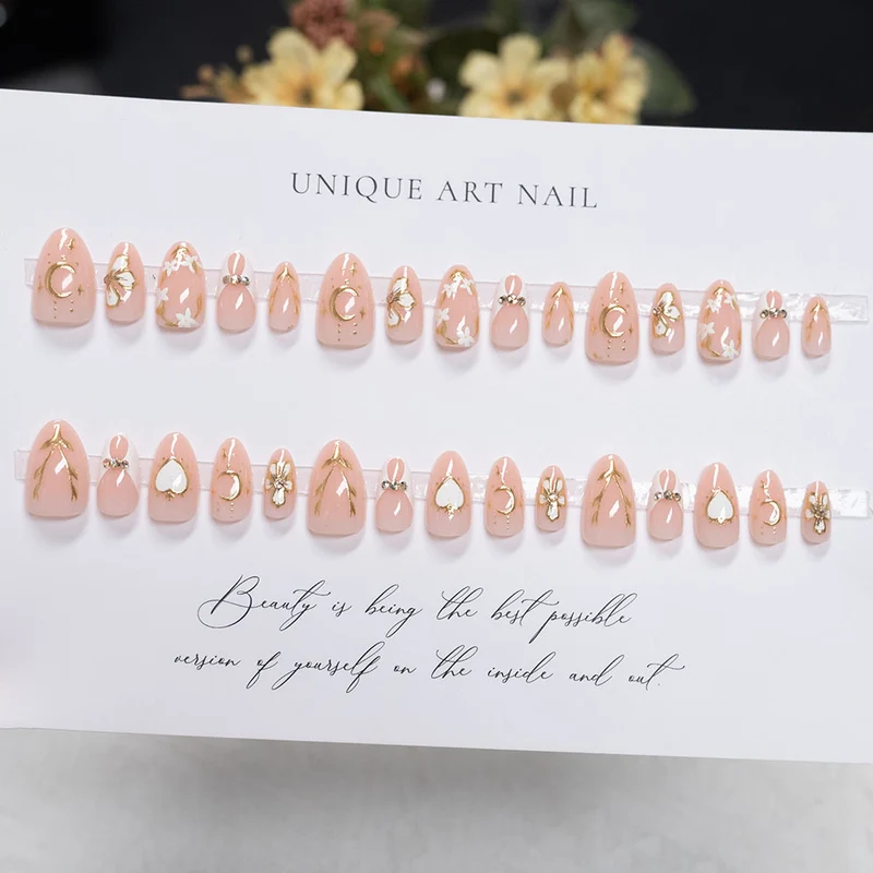 Elegantes dekoratives Nagelkunstset 1791110864