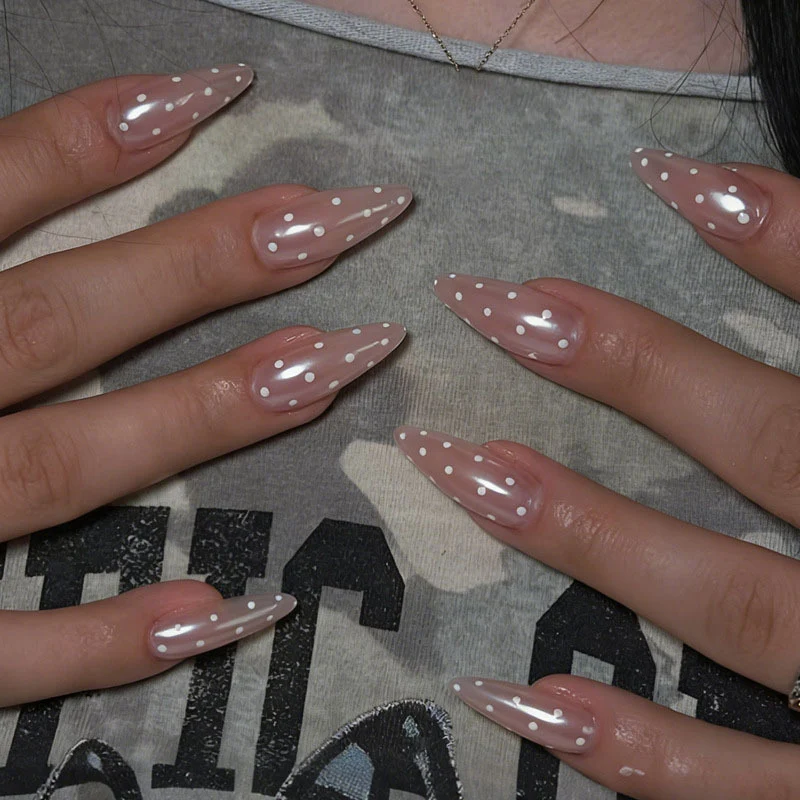 Dekoratives Stiletto Press-On Nagelset