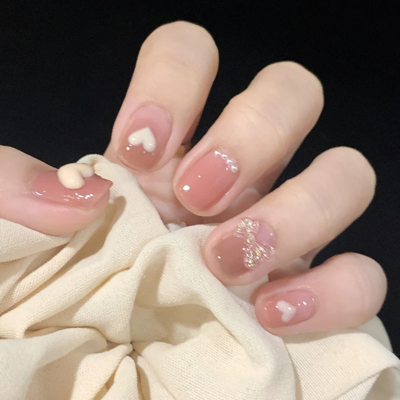 Dekorative Gel Press-On Nagelkunst