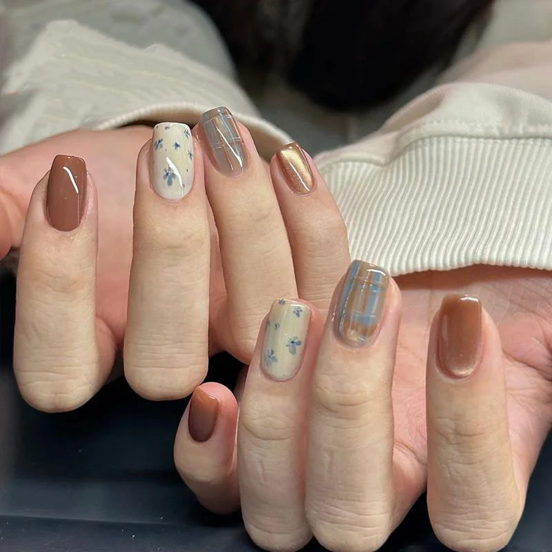 Dekorative Florale Nagelkunst 1791110119