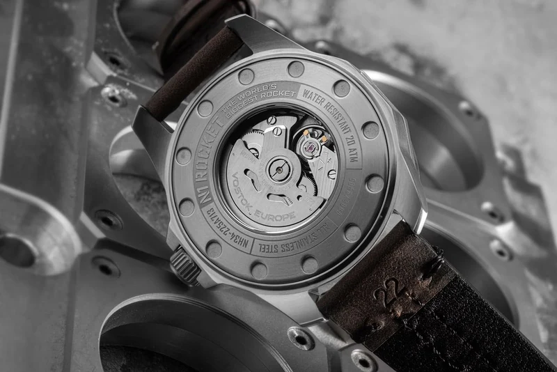 Vostok Europe Rocket N1 NH34-225A713-LBBRN Herren • Automatik GMT • Braunes Lederband