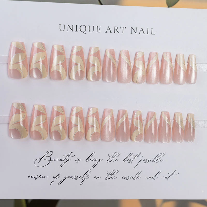 Curvy Nageldesign Press-On Nägel