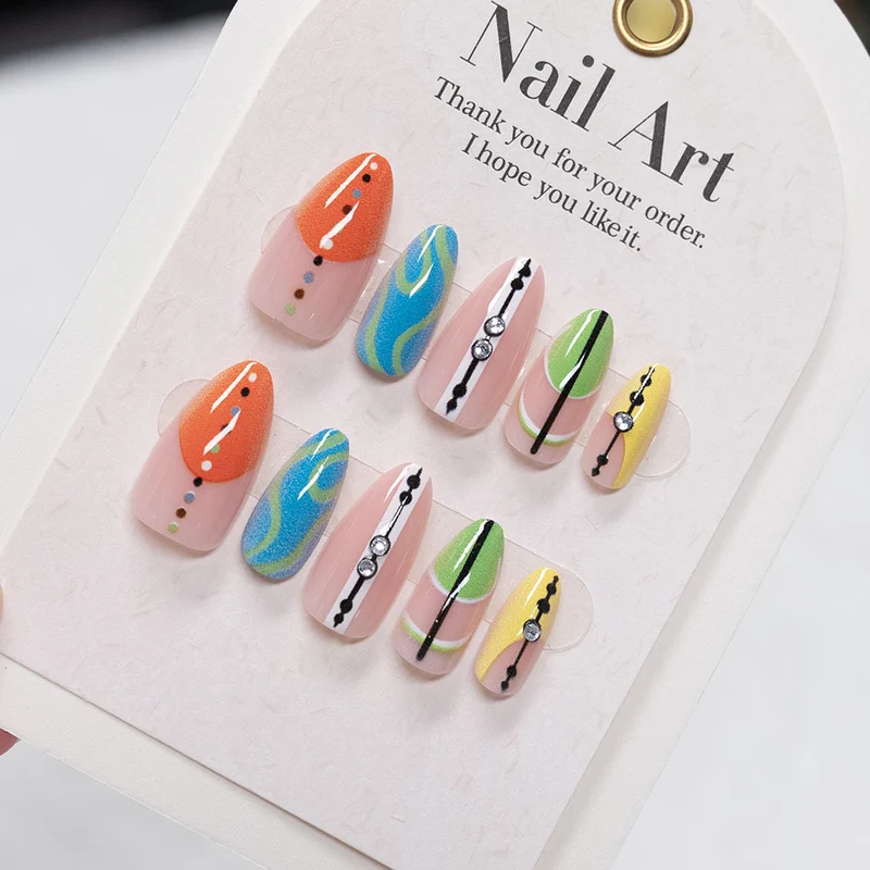 Künstlerisches Press-On Nagelkunst-Set 1791110738