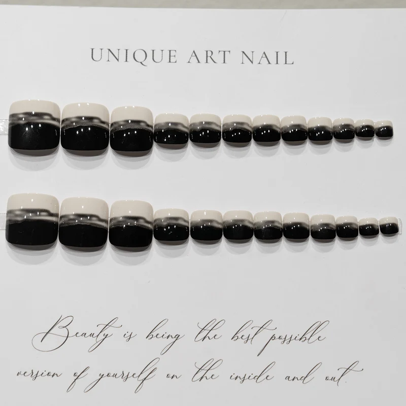 Künstlerische Pediküre Nagelkunst